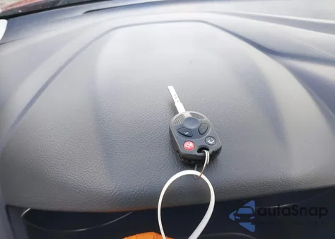 2018 Ford Focus Se z USA, uszkodzony, nr VIN 1FADP3F29JL319037